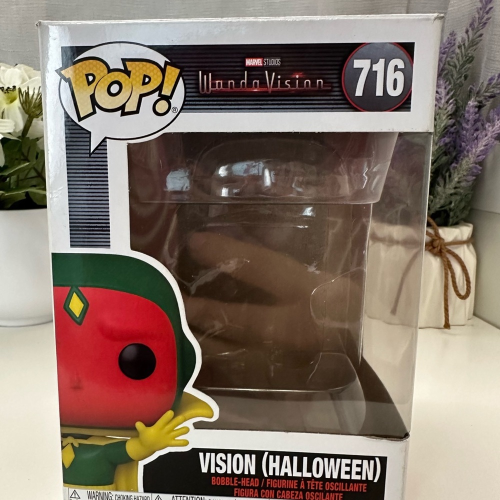Funko Pop Marvel Studios- Vision Halloween (BOX ONLY NO FUNKO FIGURE)